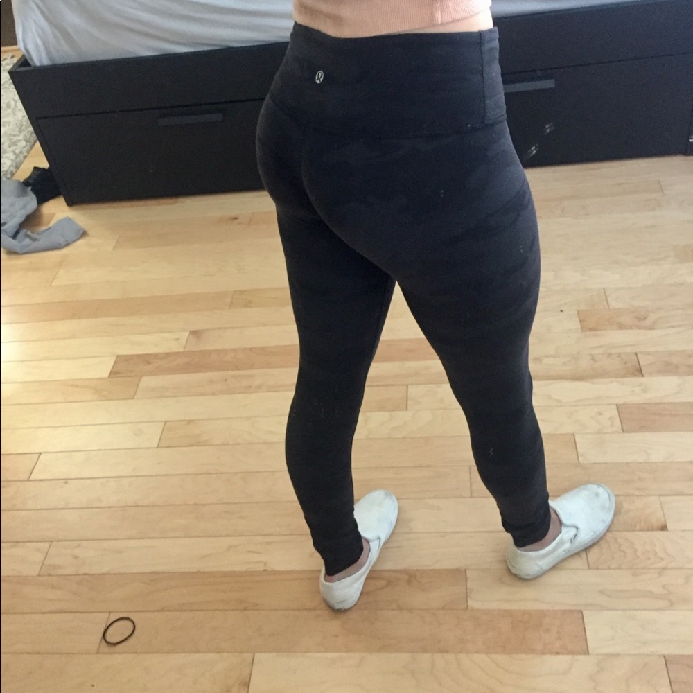 Lululemon Black Camo